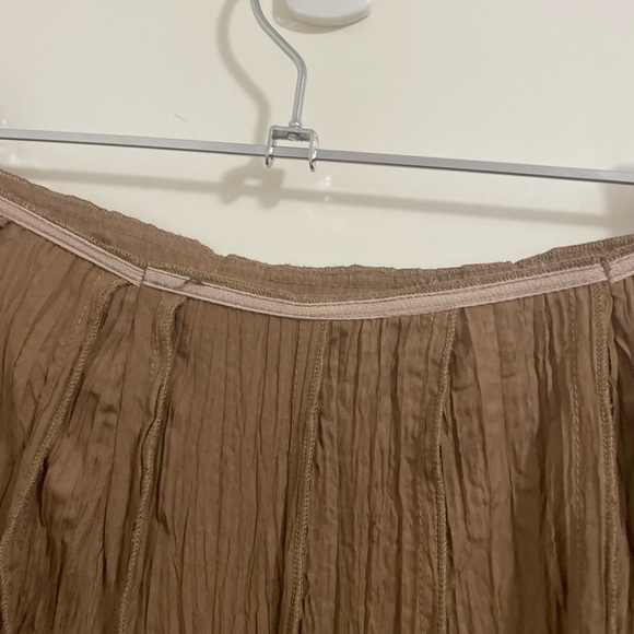 Gorgeous Brown/ Tan Long Flowy Layered Skirt - Picture 4 of 7
